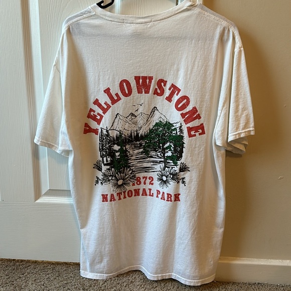 Altar’d state T shirt - Picture 3 of 3